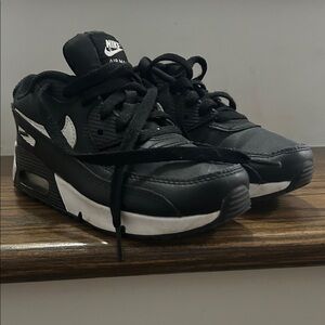 Nike Kids Black and White Sneakers